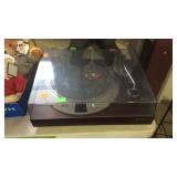 Denon record player DP-1200