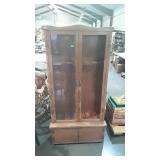 Wooden gun cabinet, is missing piece of glass,