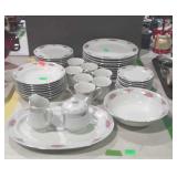 China - 44-pcs Gibson with floral boarder pattern,