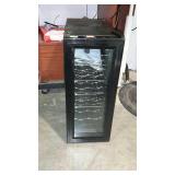 Haier thermal electric wine chiller, holds 10