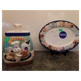 Pillsbury Cookie jar and 16 inch platter on