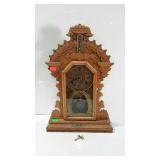Ingram Mantle Clock, nice decor oak case, key