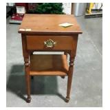 Night stand, single drawer made by Ethan Allen,