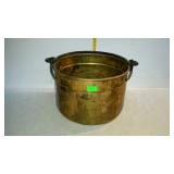 Home decor brass handled kettle pan, 11" dia. x