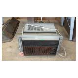 Fedders window air conditioner. Guessing around