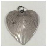 925 Sterling heart pendant engraved 2.7 g