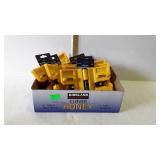 Five adjustable mint craft post levels