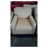 Thomasville upholstered living room chair with