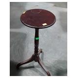 Candle stand, tri-footed pedestal with mahogany