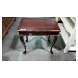 End table, Queen Anne footed, 17 x 25 x 24 - needs