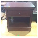 Thomasville single drawer nightstand small hole