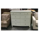 White dresser, 3 drawers over 6 use wear 50x18x41