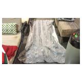 Curtains, 4 pieces measures approx 88x48