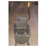 Mop bucket