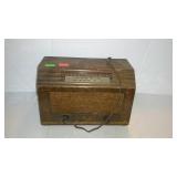 Tube radio, Temple brand AM/FM table top model