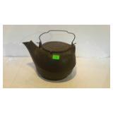 Cast Iron tea kettle with gate mark, and star