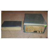 Portable record player with detachable speaker by