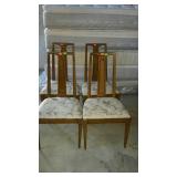 Four dinning chairs