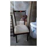 Single dinning chair