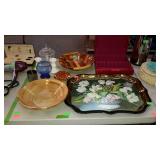 Decor lot with covered candy dish, candle