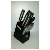 Saratier brand knife and block set is missing one