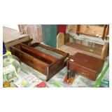Group with wooden wall shelves, jewelry box etc