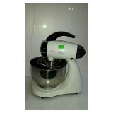 Sunbeam MixMaster stand mixer with bowls and