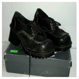 Ladies shoe boots- size 7
