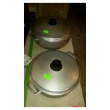 Two aluminum pots with lids by Imusa