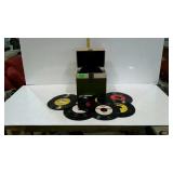 Record case with records / 45