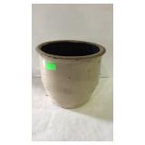 Stoneware crock, 8 x 7