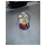 Disney lady in the tramp snow globe music box.
