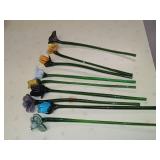 11 Art glass, flowers.