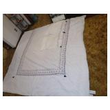 full or Queen's size bedspread w/ pillow shams.