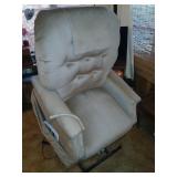 Electric lift, recliner works.