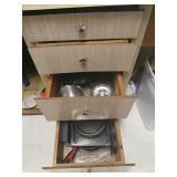Contents of 4 kitchen drawers, silverware, pots