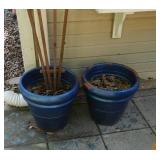 2 16" Clay Pots, w/ Trellis