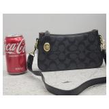Offbrand Coach Clutch