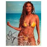 Supermodel Tyra Banks signed photo