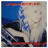 Vixen signed Cryin