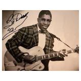 Bo Diddley signed photo