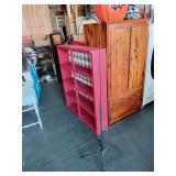 Metal bird cage holder