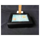 Musical jewelry box ' that's what friends are for'