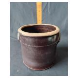 Primitive stoneware crock