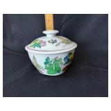 Chinese covered rice pot