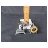 pencil sharpeners (2)