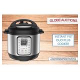 LOOKS NEW INSTANT POT PRESSURE COOKER(MSP:$200) LOOKS NEW INSTANT POT PRESSURE COOKER(MSP:$200)