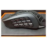 AEROX-9 ULTRA-LIGHT WEIGHT WIRELESS GAMING MOUSE AEROX-9 ULTRA-LIGHT WEIGHT WIRELESS GAMING MOUSE