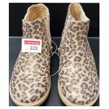 TUCKER + TATE SHOES (SIZE: 13M) TUCKER + TATE SHOES (SIZE: 13M)