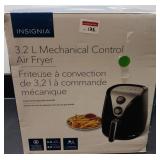 LOOKS NEW INSIGNIA 3.2L AIR FRYER (MSP: $150) LOOKS NEW INSIGNIA 3.2L AIR FRYER (MSP: $150)